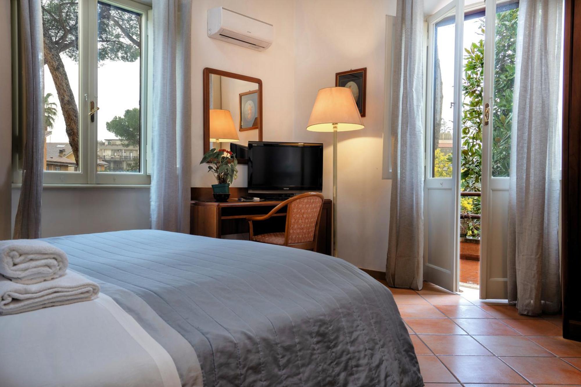 Comfort Rooms Villa Gaia Tor Vergata — Foto 1
